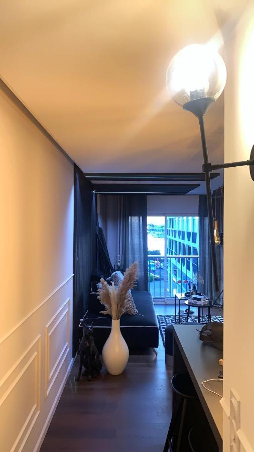 Appartement Vue Port Et Acces Direct Mer, Centre Ville De La Grande Motte Pres De Montpellier Εξωτερικό φωτογραφία