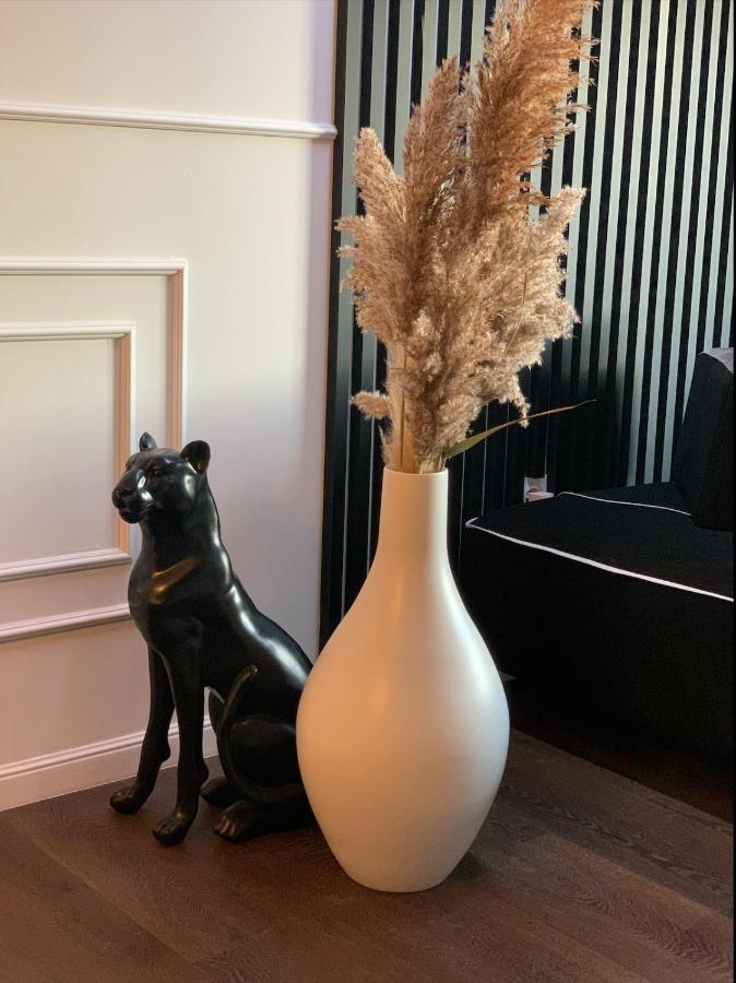 Appartement Vue Port Et Acces Direct Mer, Centre Ville De La Grande Motte Pres De Montpellier Εξωτερικό φωτογραφία
